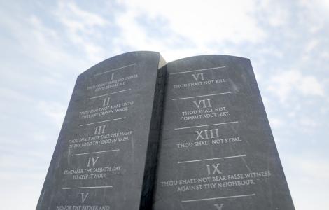 ten commandments,old testament,sin,dalvation,forgiveness,lordship,mercy,grace,love,the law